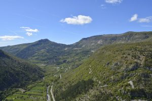 Vallée de l'Eygues et le col de Soubeyrand, Pays de Rémuzat.